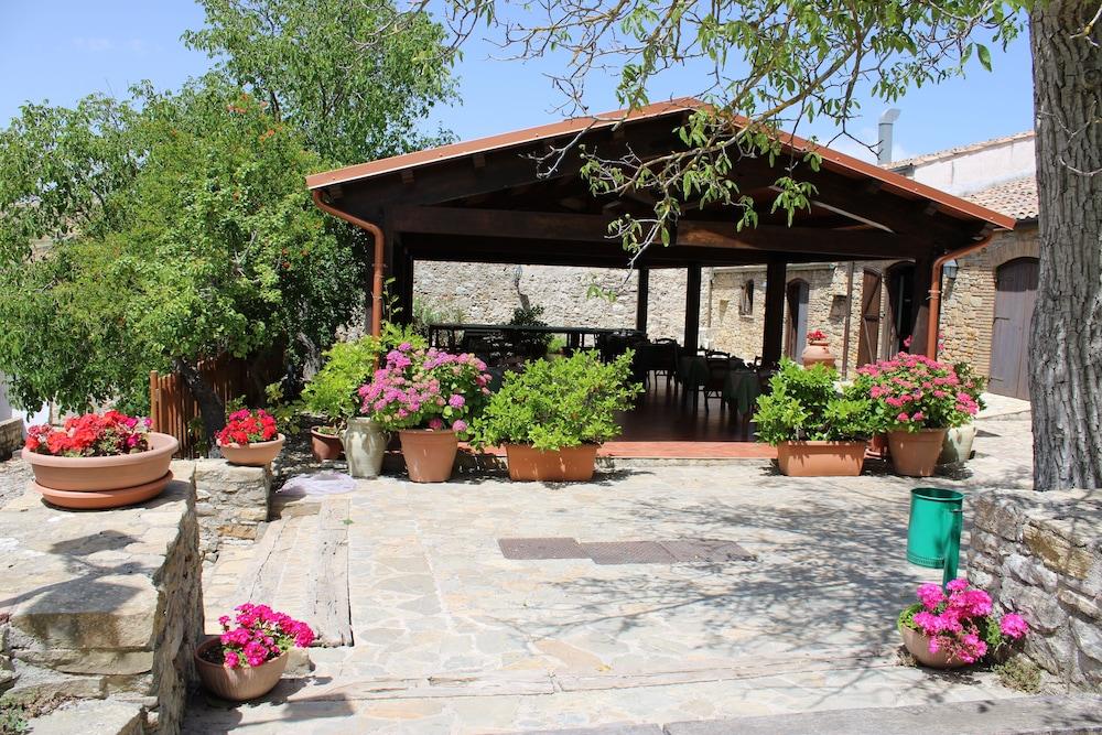 Agriturismo Sant'Agata Piana Degli Albanesi Dış mekan fotoğraf