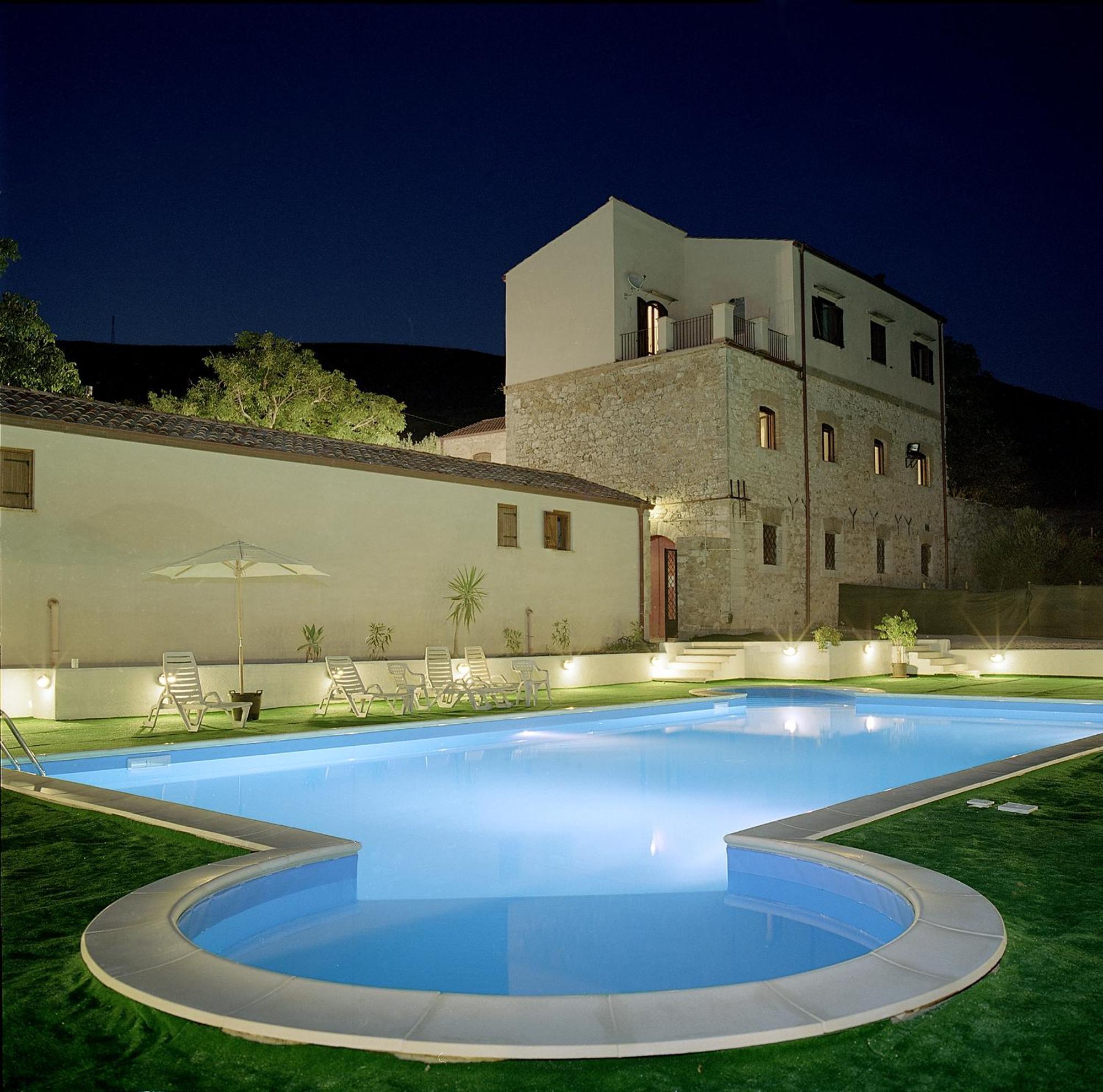 Agriturismo Sant'Agata Piana Degli Albanesi Dış mekan fotoğraf