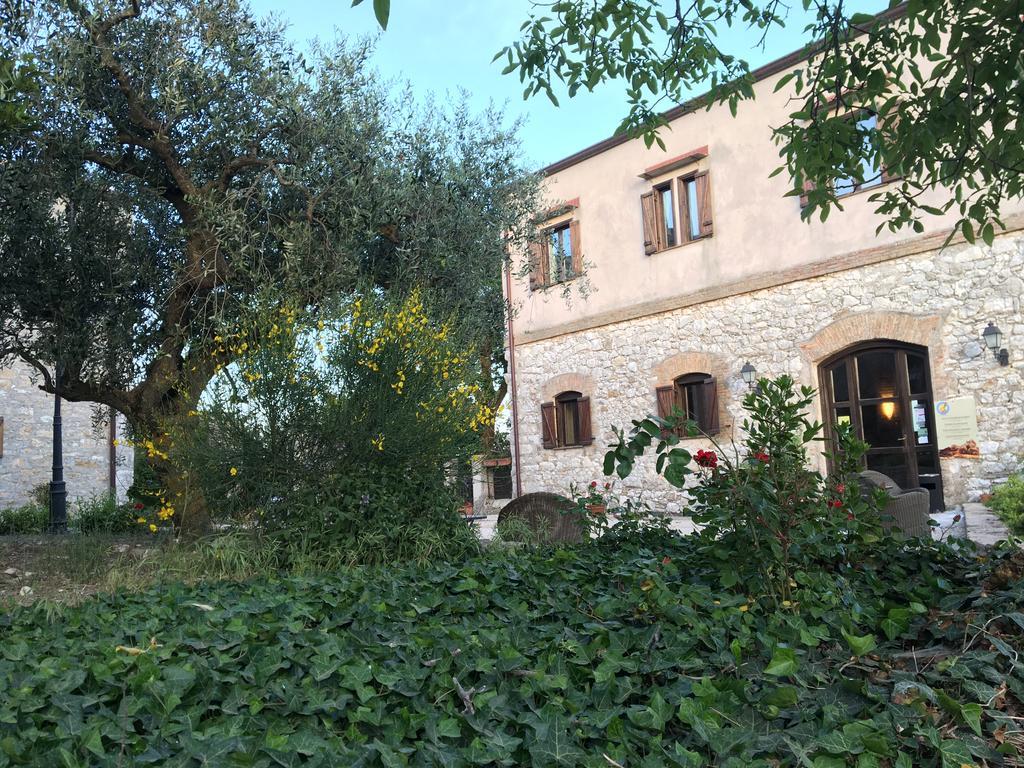 Agriturismo Sant'Agata Piana Degli Albanesi Dış mekan fotoğraf