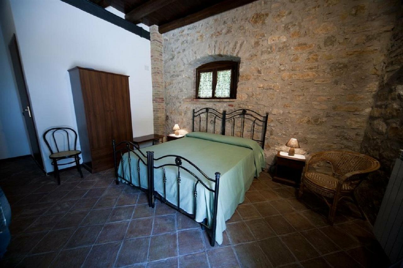 Agriturismo Sant'Agata Piana Degli Albanesi Dış mekan fotoğraf
